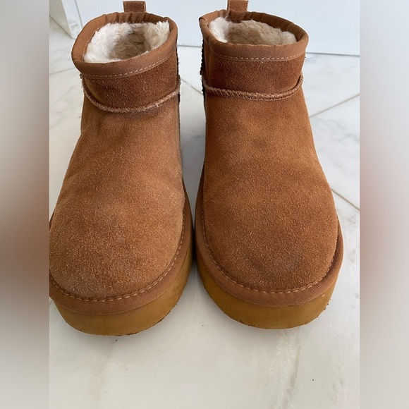 Lamo, 8, fleece lined tan leather platform ankle bootie warm cozy EUC - Picture 9 of 11